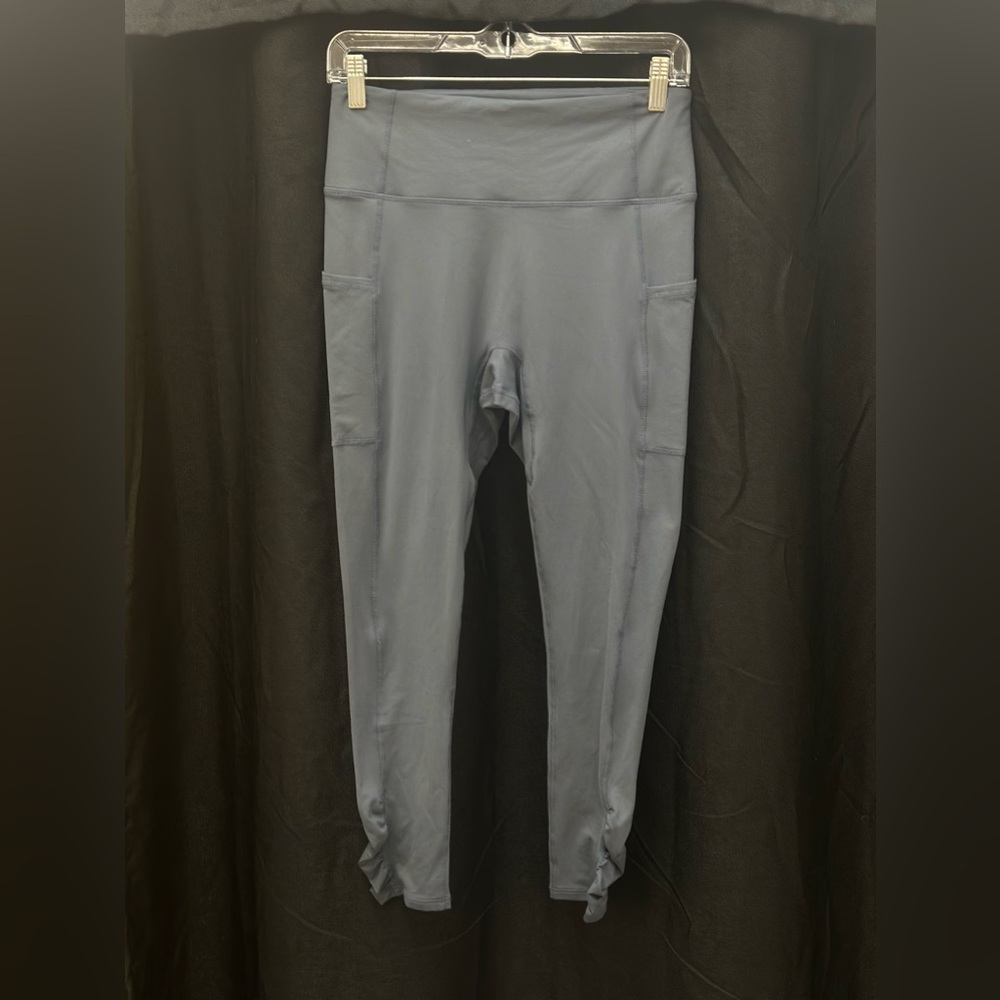 Free People Movement Grey Cropped Leggings
